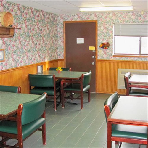 American Inn Ozark Restaurant photo